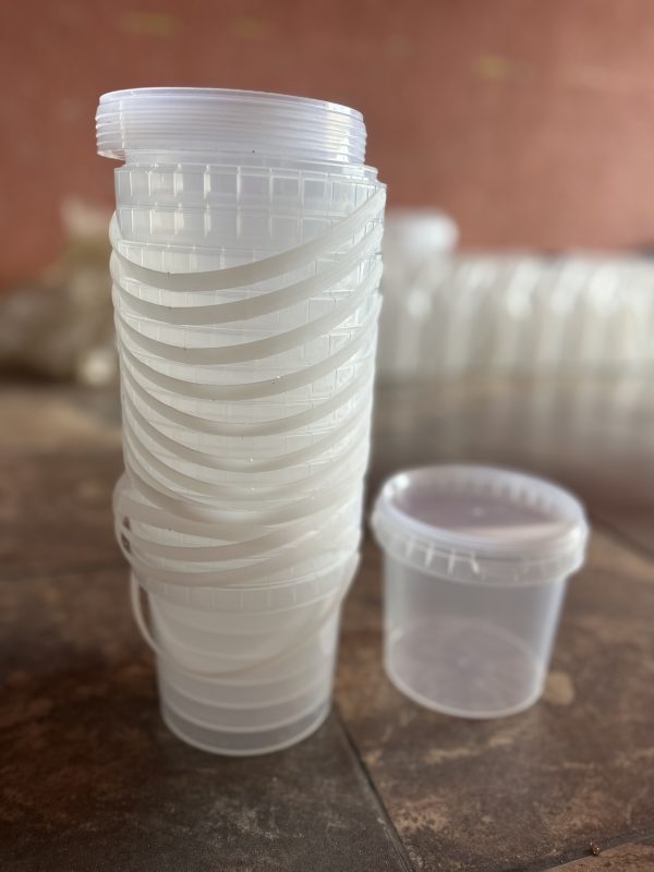 1Kg clear bucket with lid